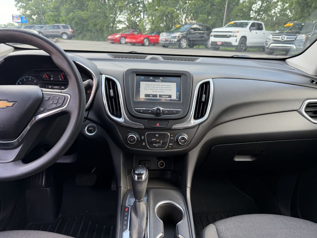 Photo 25 of this CHEVROLET EQUINOX