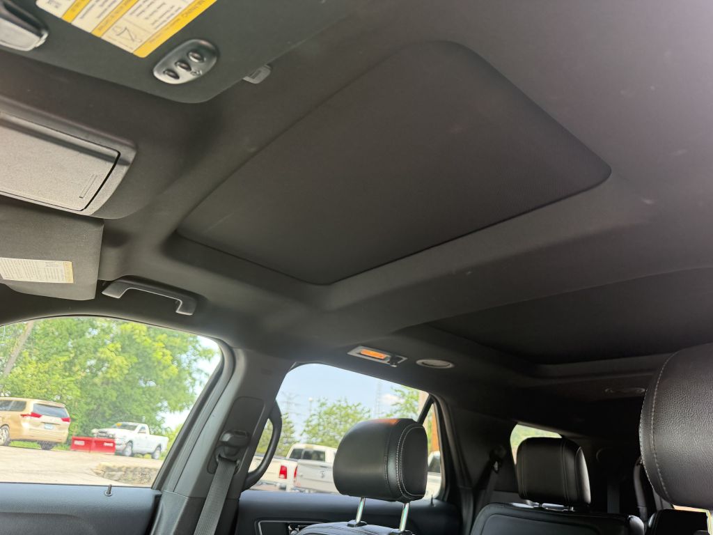Photo 13 of this FORD EXPLORER