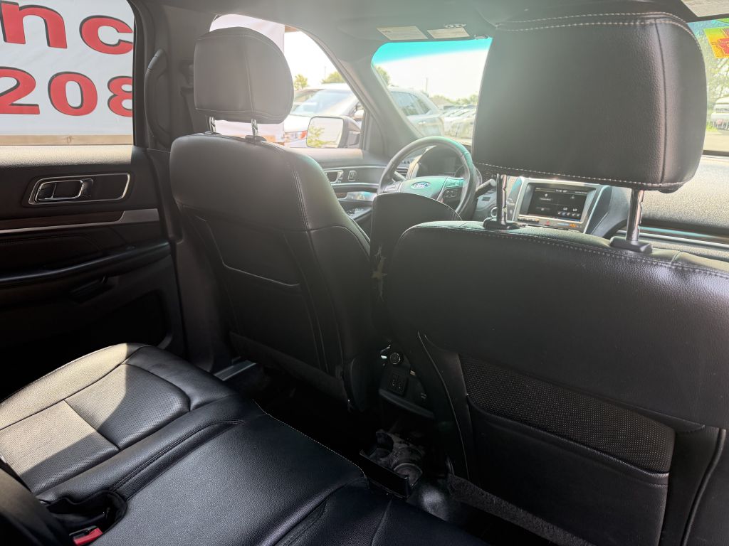 Photo 23 of this FORD EXPLORER