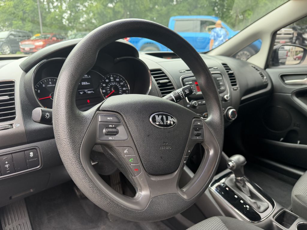 Photo 10 of this KIA FORTE