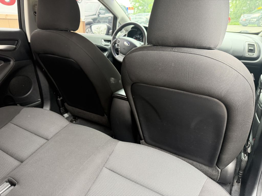 Photo 22 of this KIA FORTE