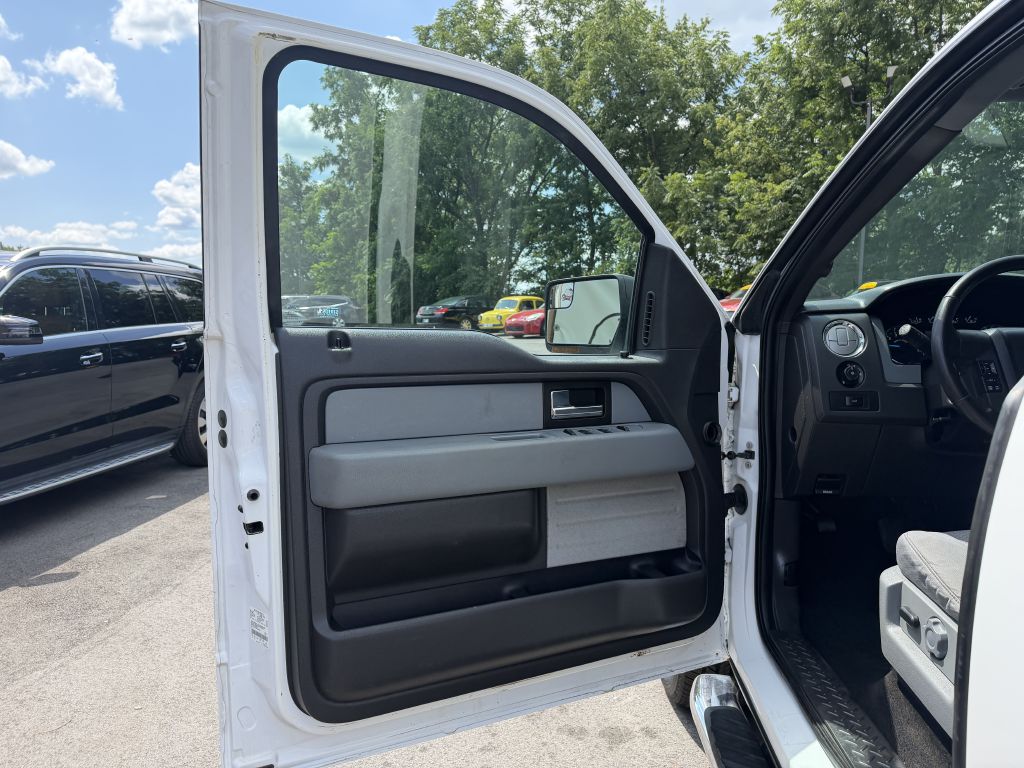 Photo 9 of this FORD F150