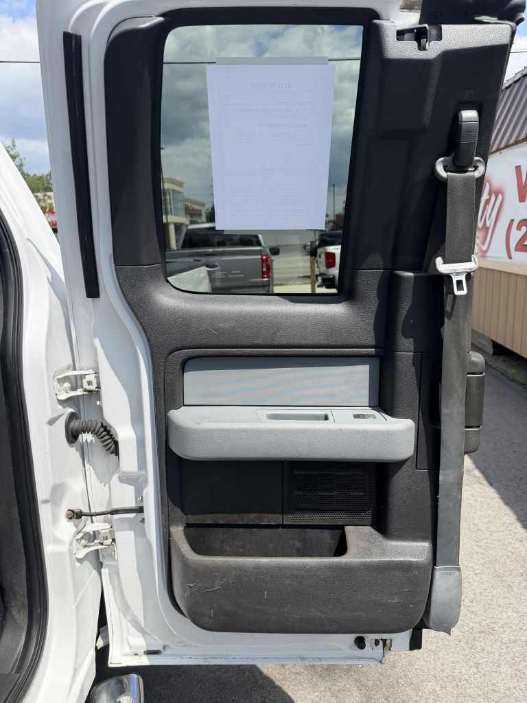 Photo 14 of this FORD F150