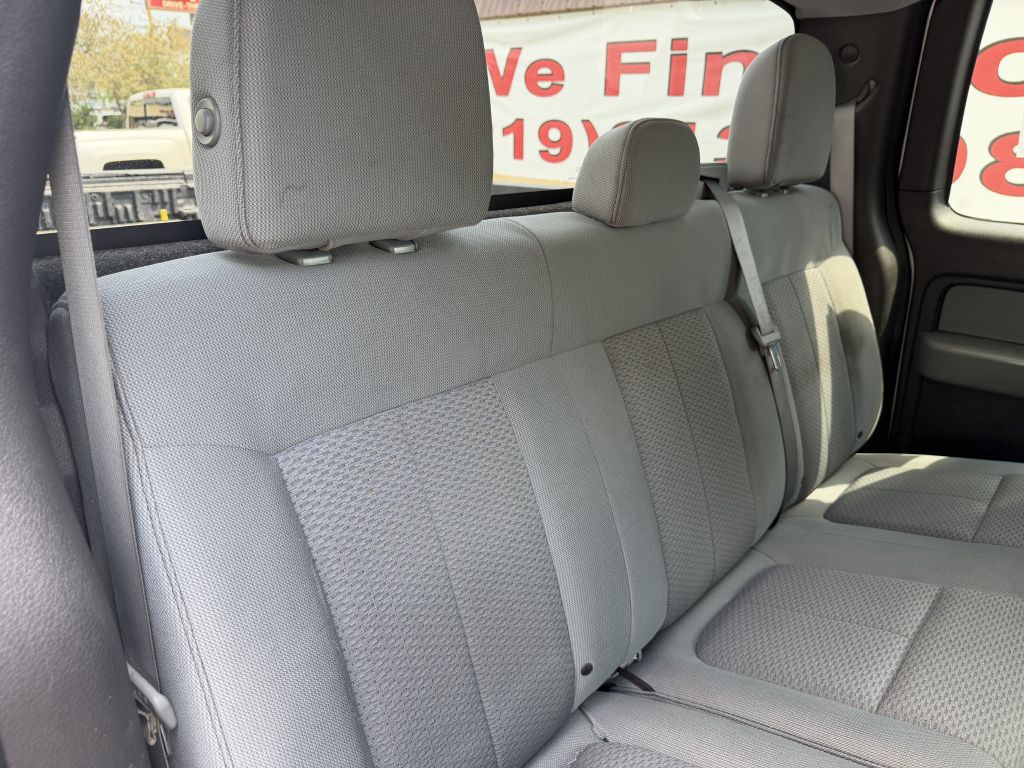 Photo 23 of this FORD F150