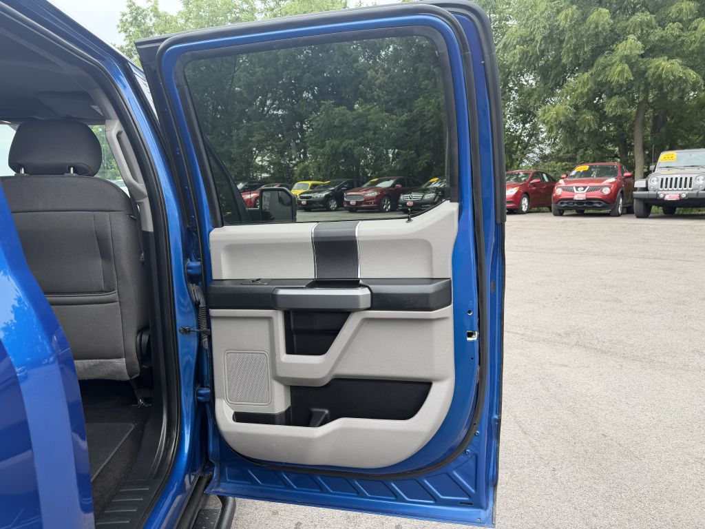 Photo 20 of this FORD F150