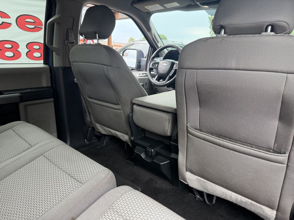 Photo 21 of this FORD F150
