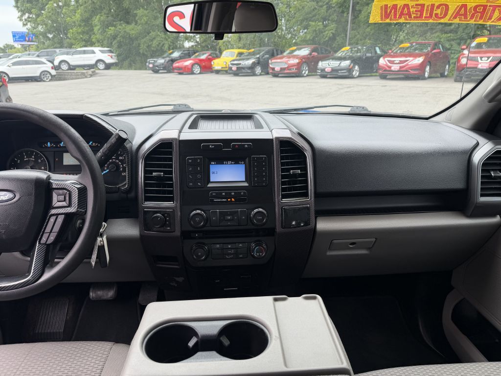 Photo 24 of this FORD F150