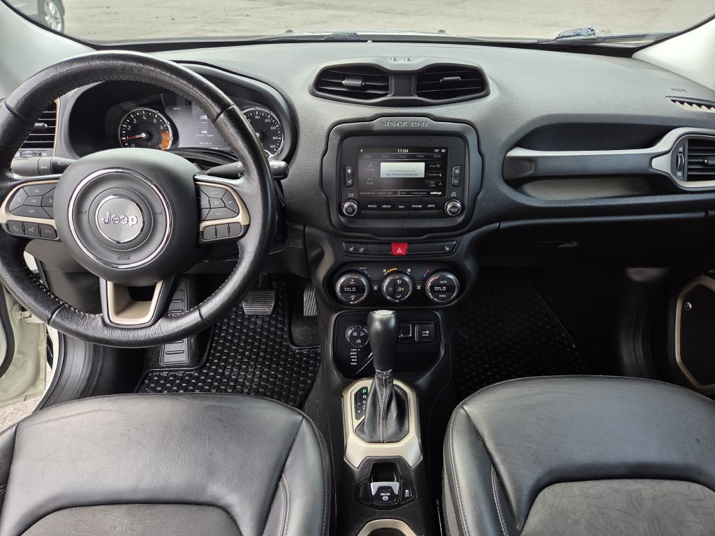Photo 22 of this JEEP RENEGADE