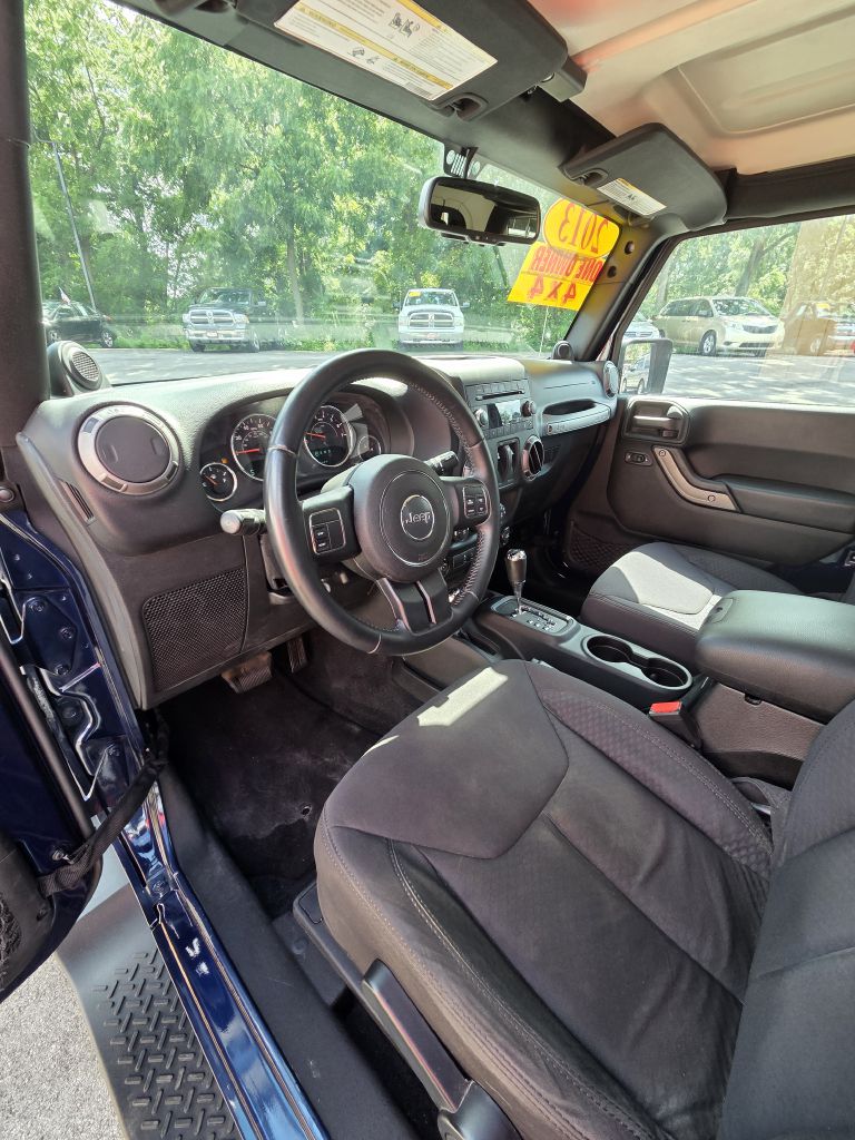 Photo 9 of this JEEP WRANGLER