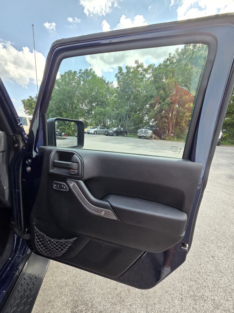 Photo 13 of this JEEP WRANGLER