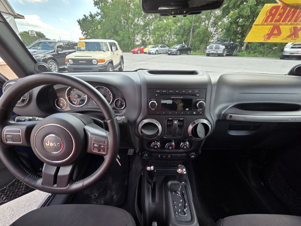 Photo 17 of this JEEP WRANGLER