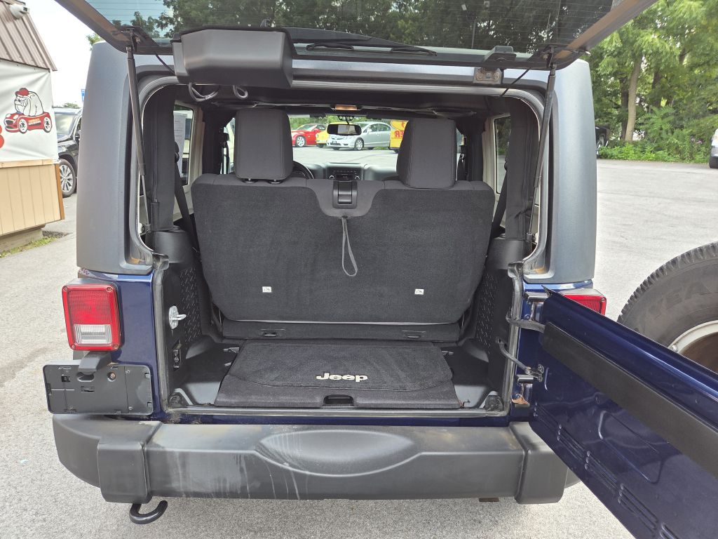 Photo 20 of this JEEP WRANGLER