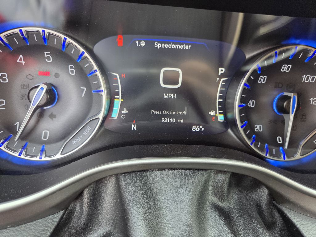 Photo 26 of this CHRYSLER PACIFICA