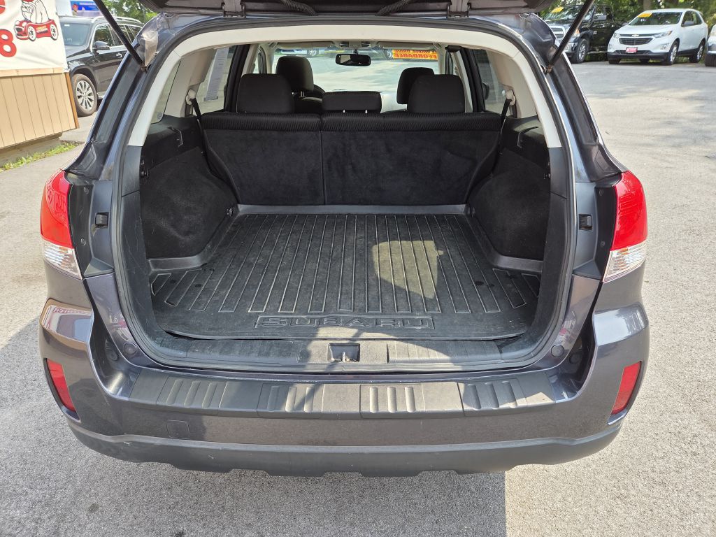 Photo 7 of this SUBARU OUTBACK