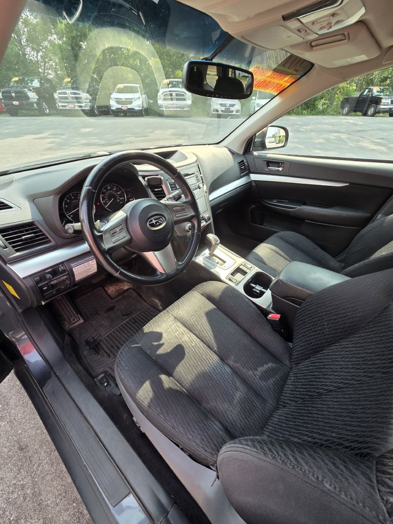 Photo 21 of this SUBARU OUTBACK