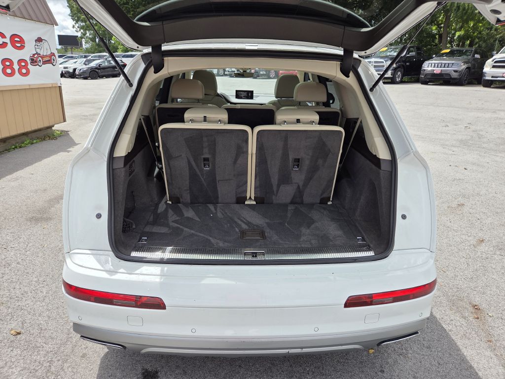 Photo 7 of this AUDI Q7