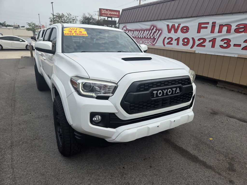 2017 TOYOTA TACOMA