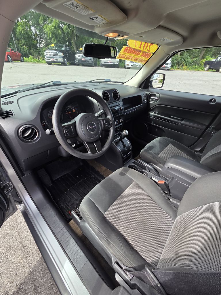 Photo 9 of this JEEP PATRIOT