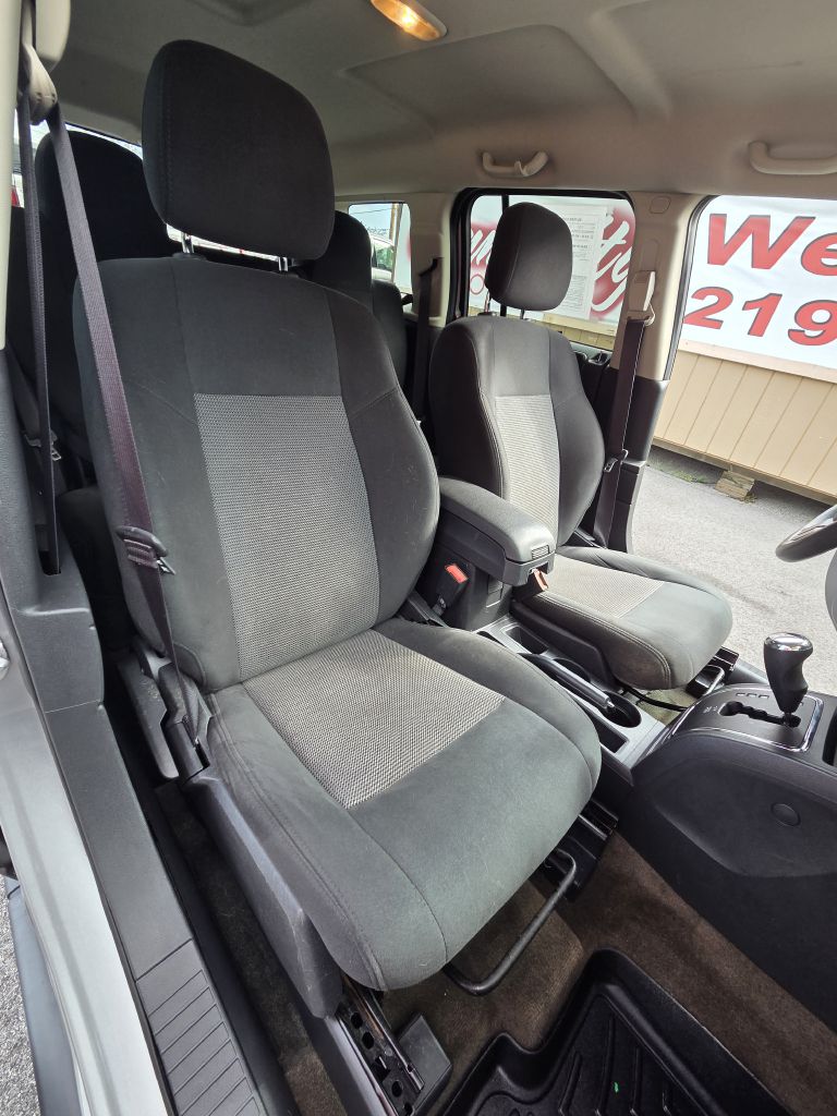 Photo 20 of this JEEP PATRIOT