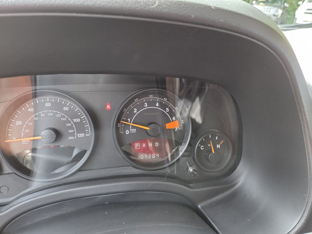 Photo 23 of this JEEP PATRIOT