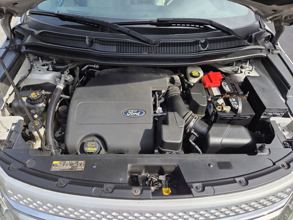 Photo 27 of this FORD EXPLORER
