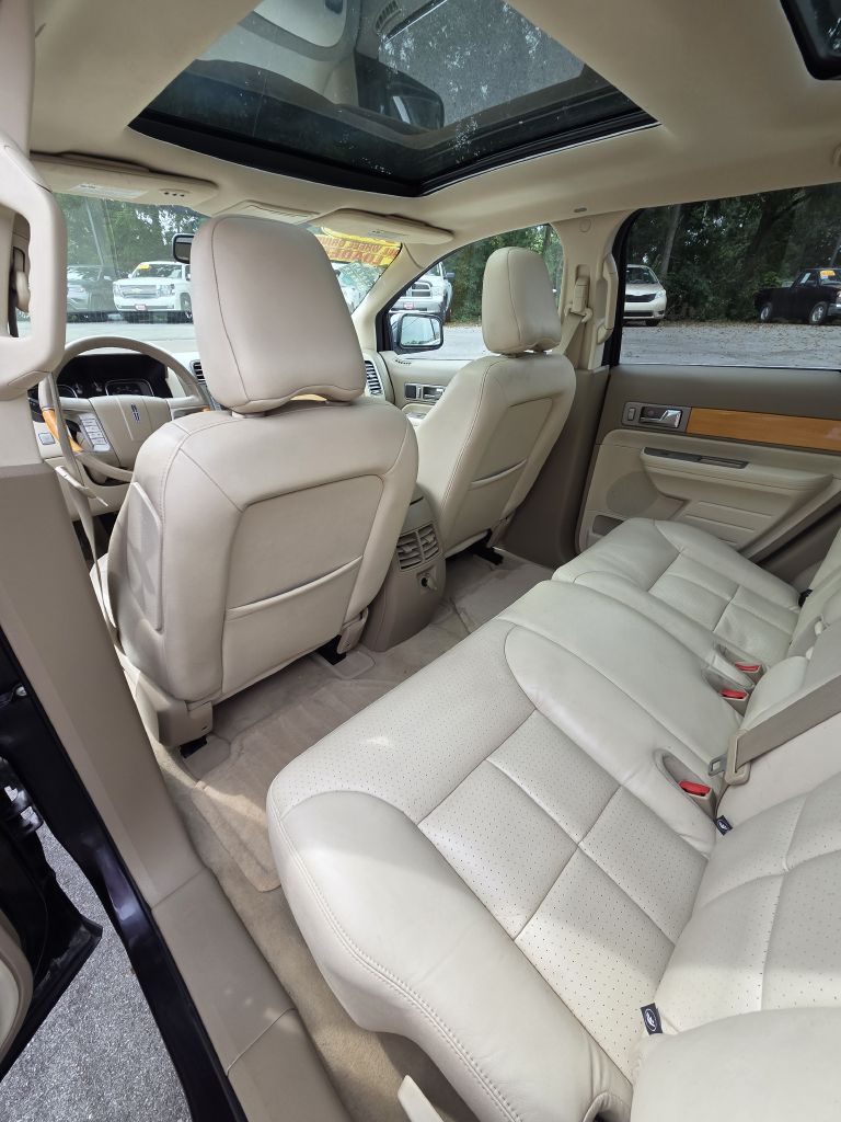 Photo 14 of this LINCOLN MKX