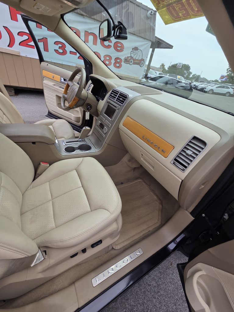 Photo 20 of this LINCOLN MKX