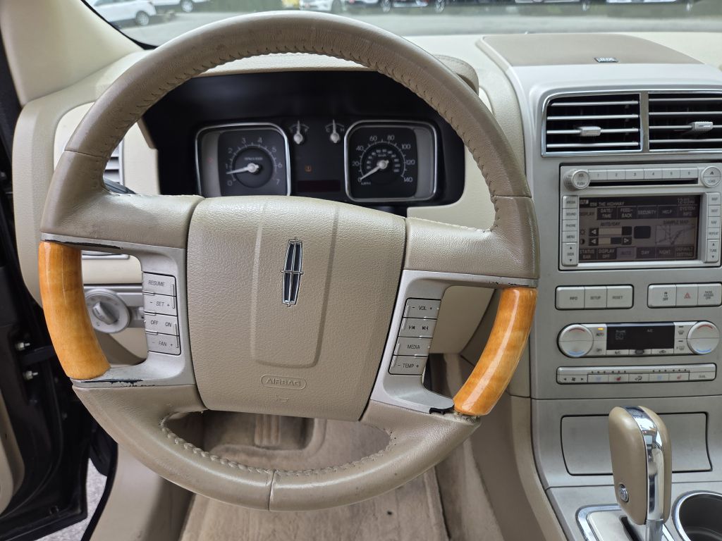 Photo 23 of this LINCOLN MKX