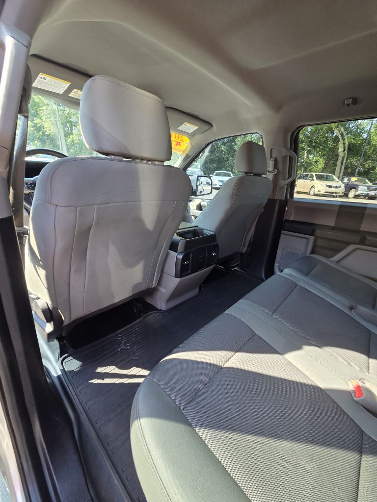 Photo 14 of this FORD F150
