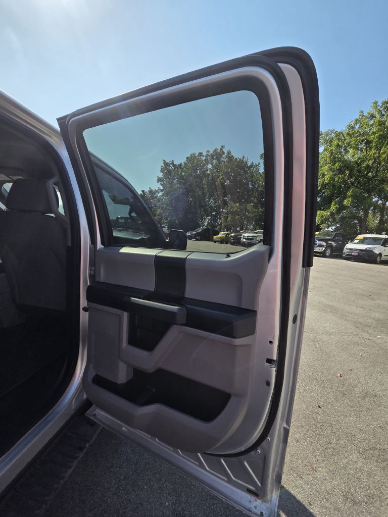 Photo 16 of this FORD F150