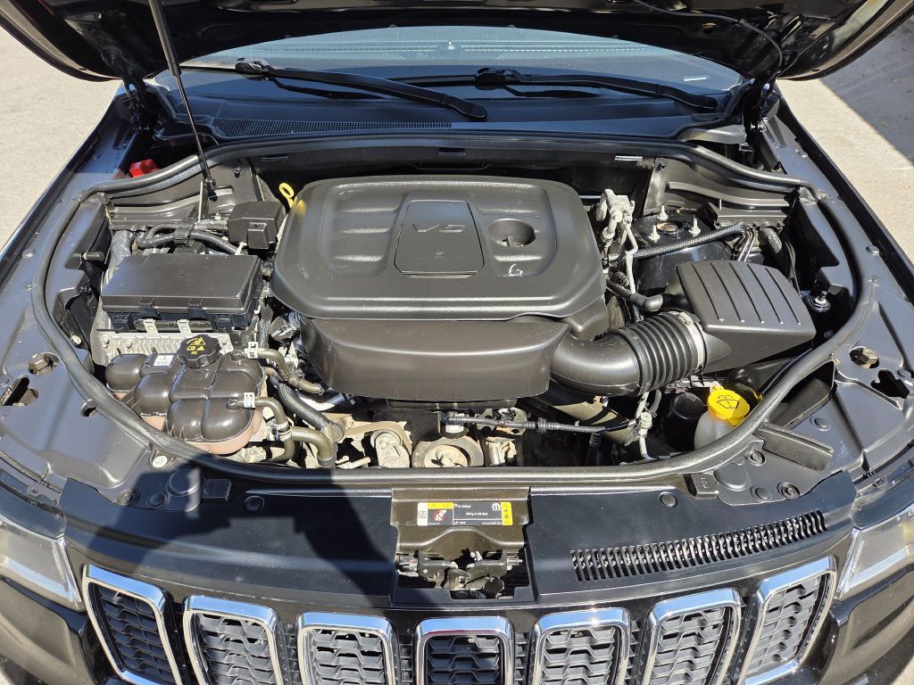 Photo 26 of this JEEP GRAND CHEROKEE