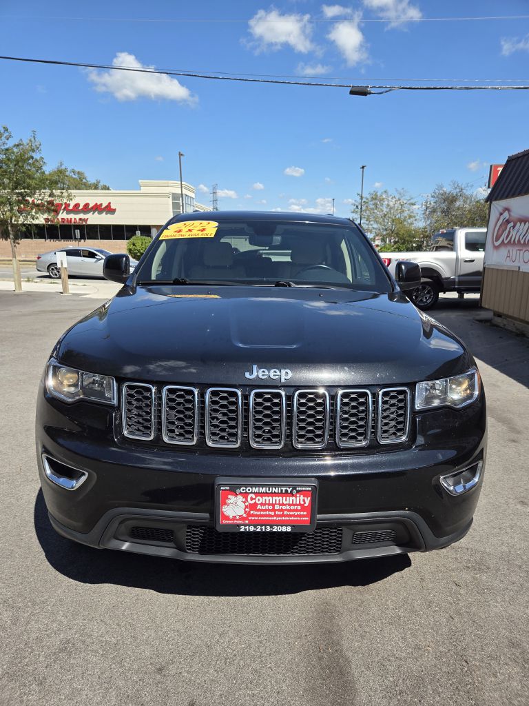 Photo 2 of this JEEP GRAND CHEROKEE