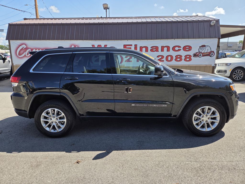 Photo 3 of this JEEP GRAND CHEROKEE
