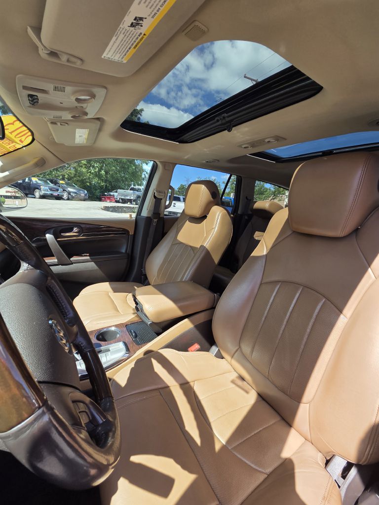 Photo 12 of this BUICK ENCLAVE
