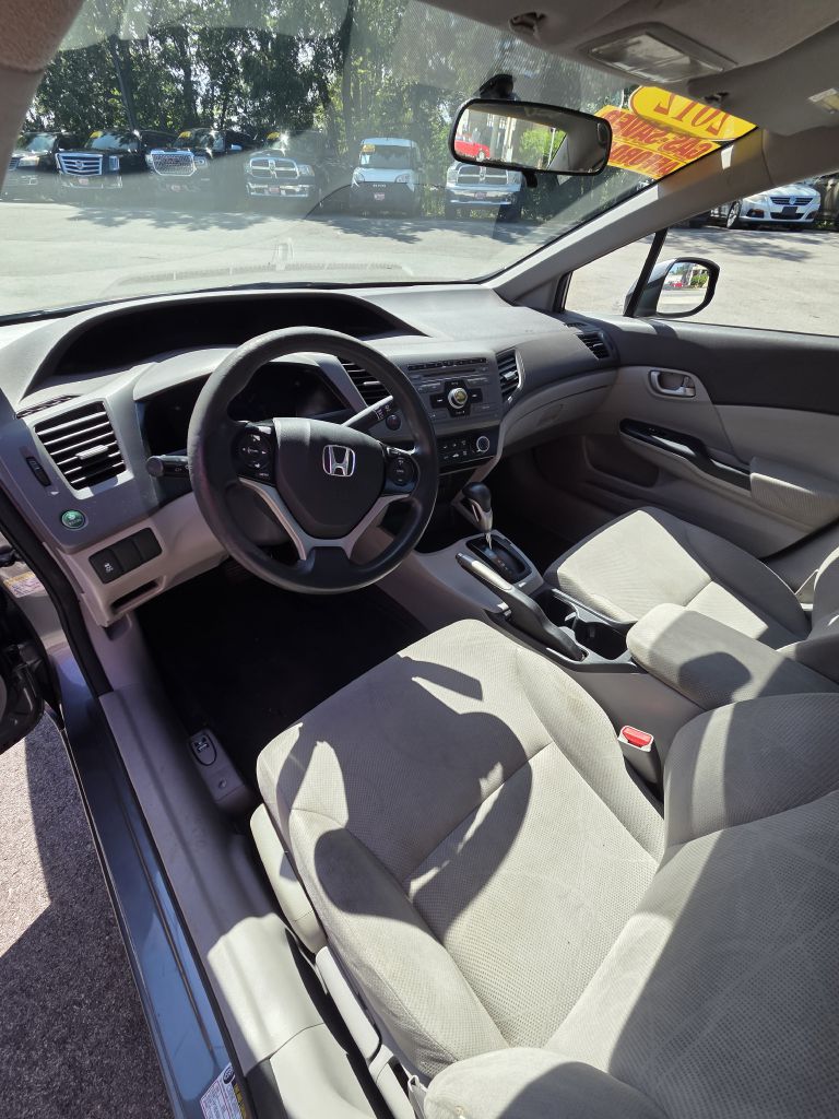 Photo 10 of this HONDA CIVIC