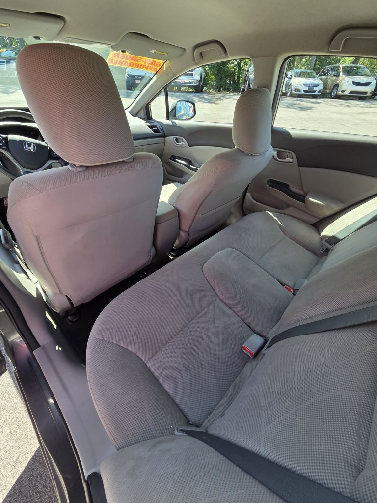 Photo 14 of this HONDA CIVIC