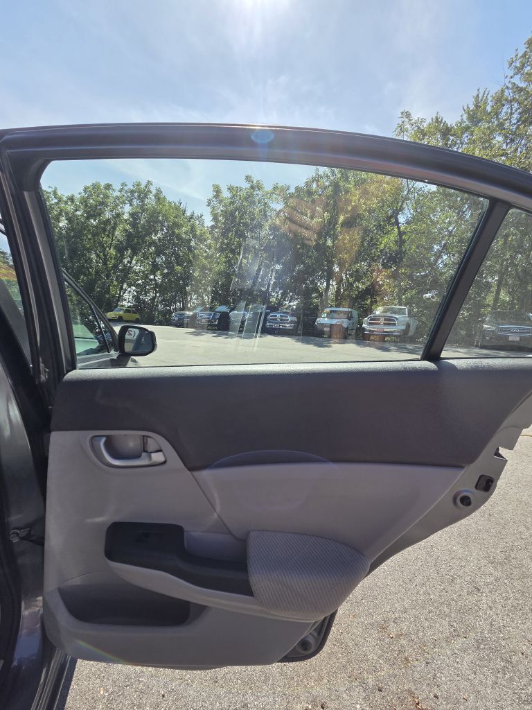 Photo 16 of this HONDA CIVIC