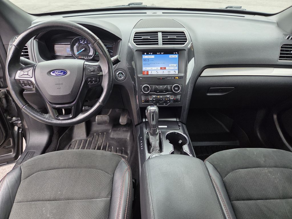 Photo 25 of this FORD EXPLORER