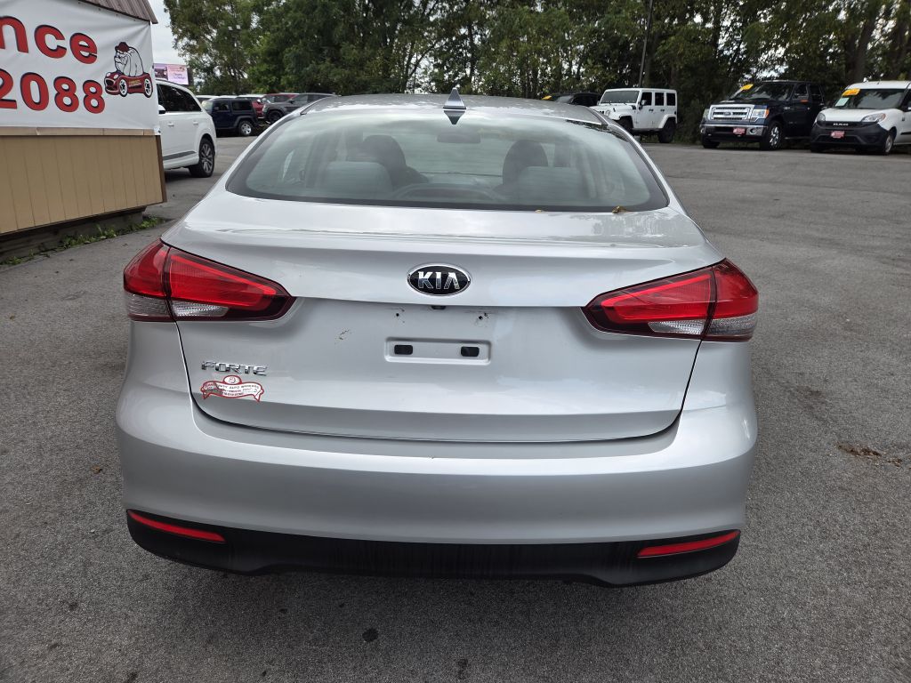 Photo 7 of this KIA FORTE
