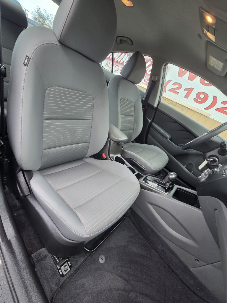Photo 20 of this KIA FORTE