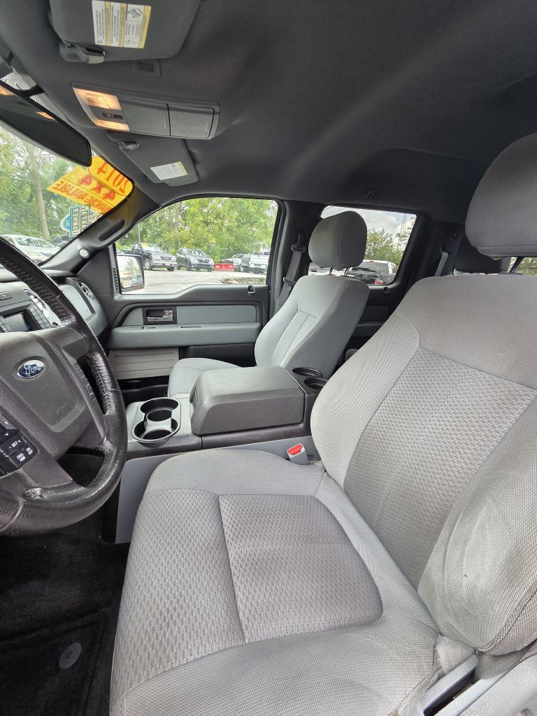 Photo 10 of this FORD F150