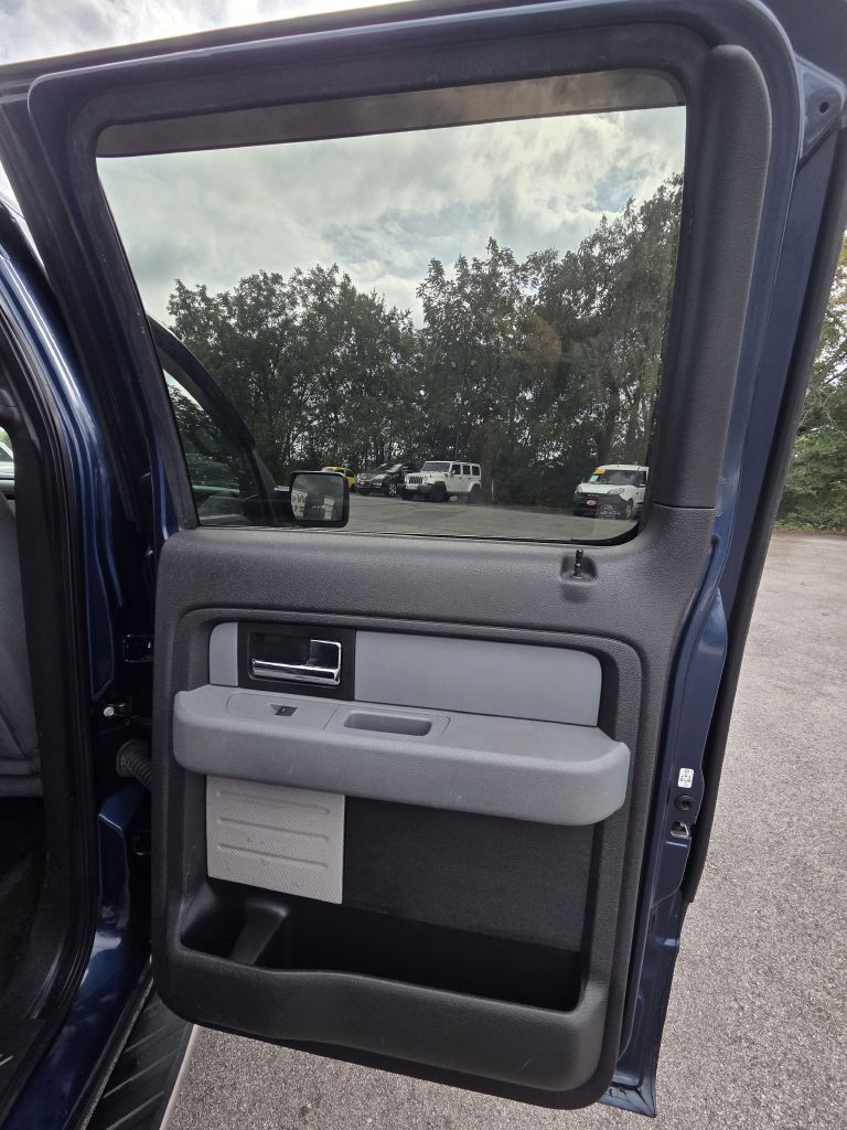 Photo 15 of this FORD F150