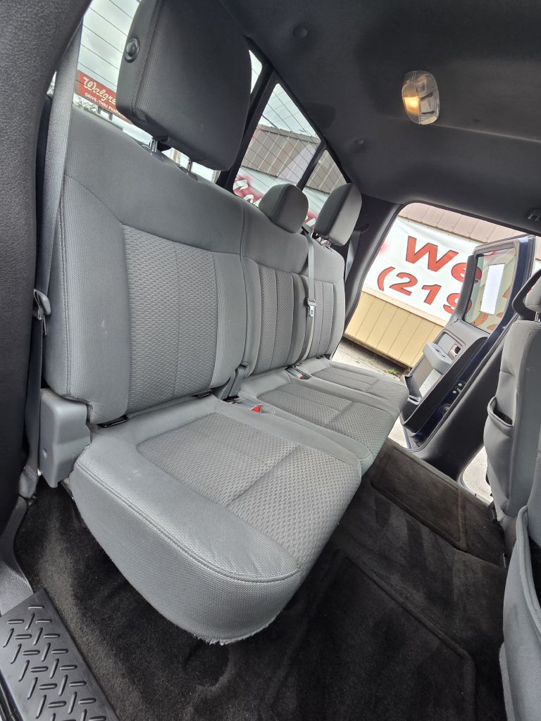 Photo 17 of this FORD F150