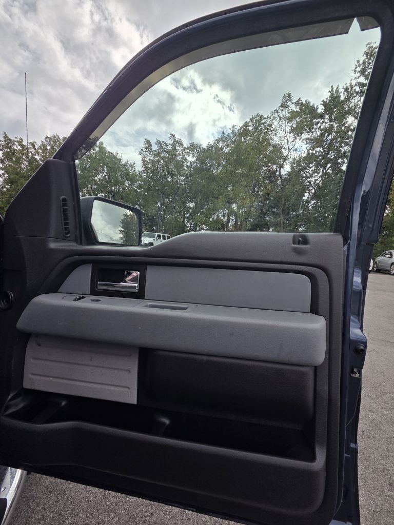Photo 18 of this FORD F150