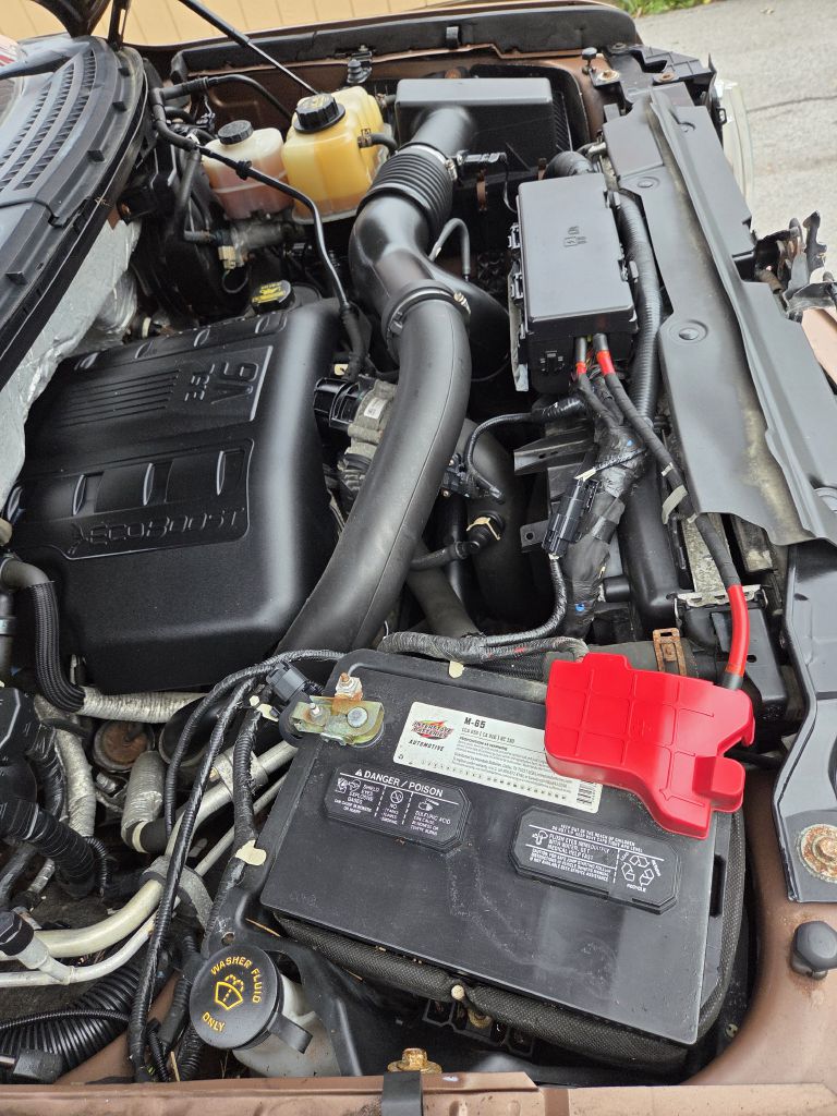 Photo 26 of this FORD F150