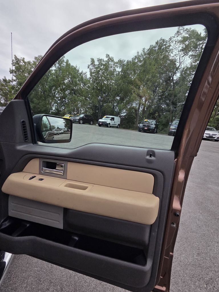 Photo 21 of this FORD F150