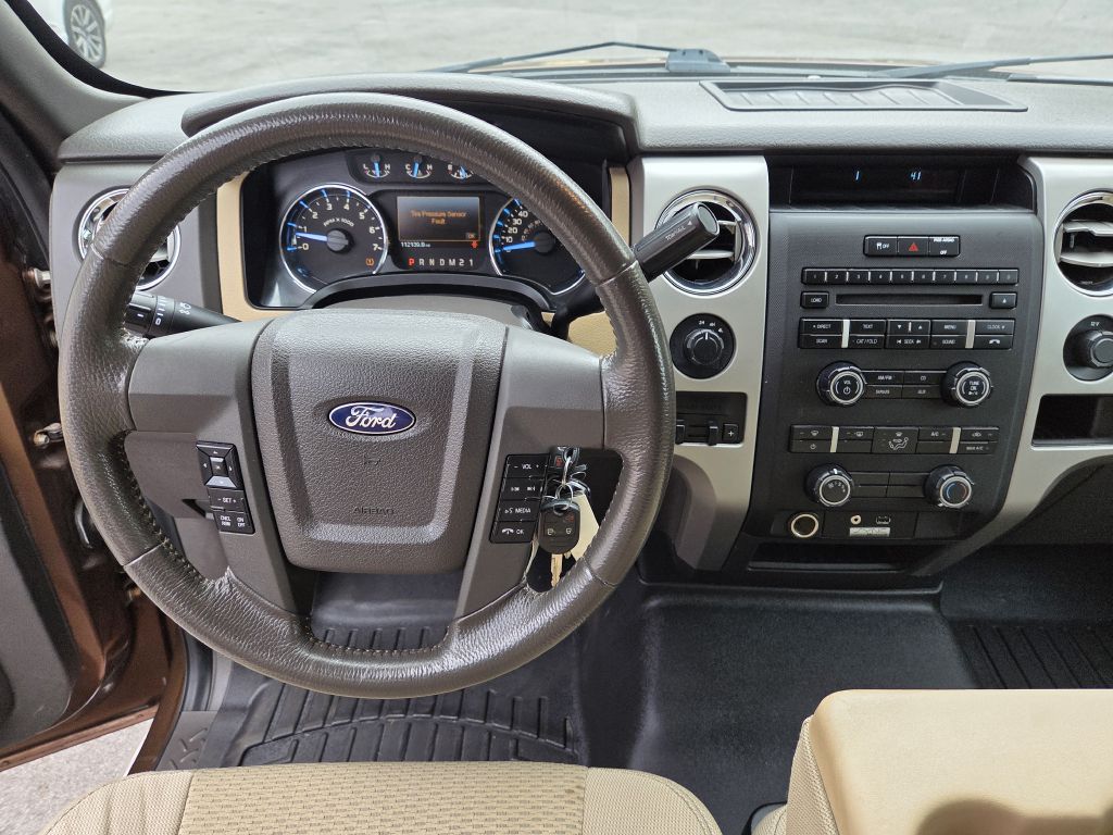 Photo 25 of this FORD F150