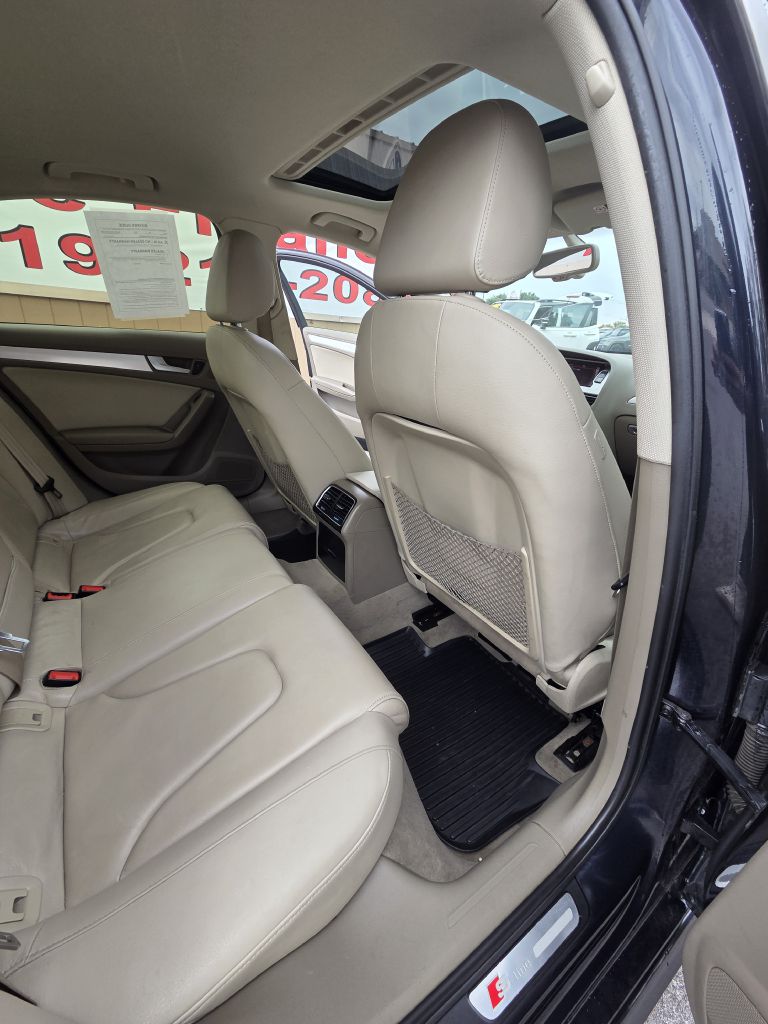 Photo 18 of this AUDI A4