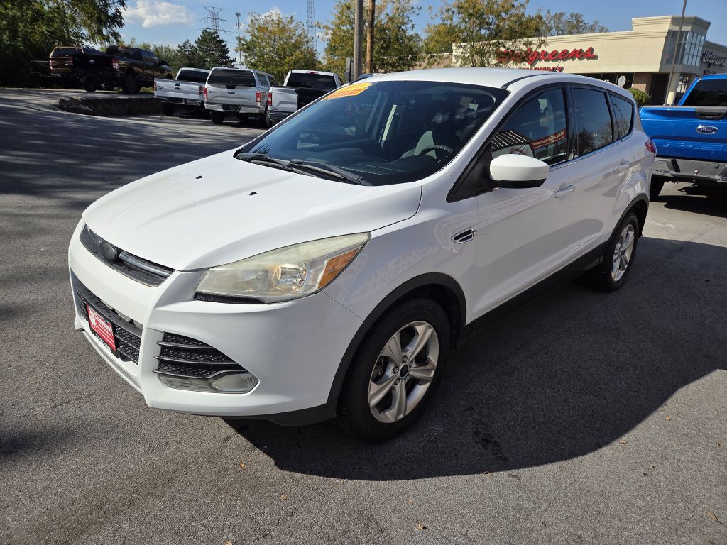 Photo 4 of this FORD ESCAPE