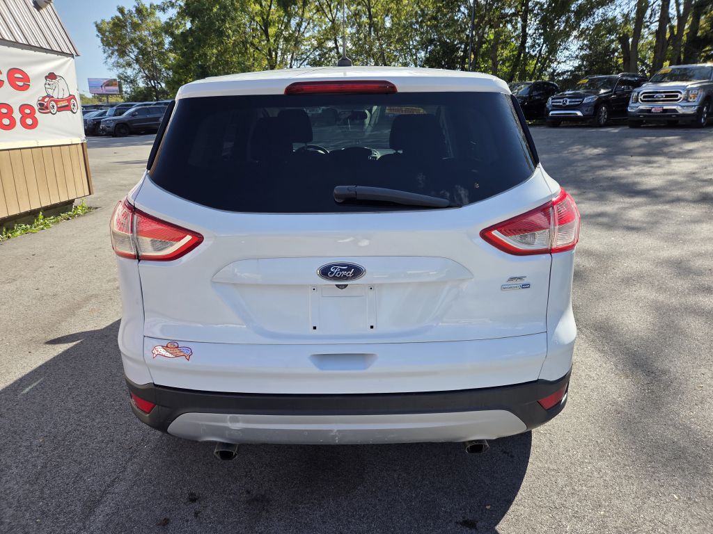 Photo 7 of this FORD ESCAPE